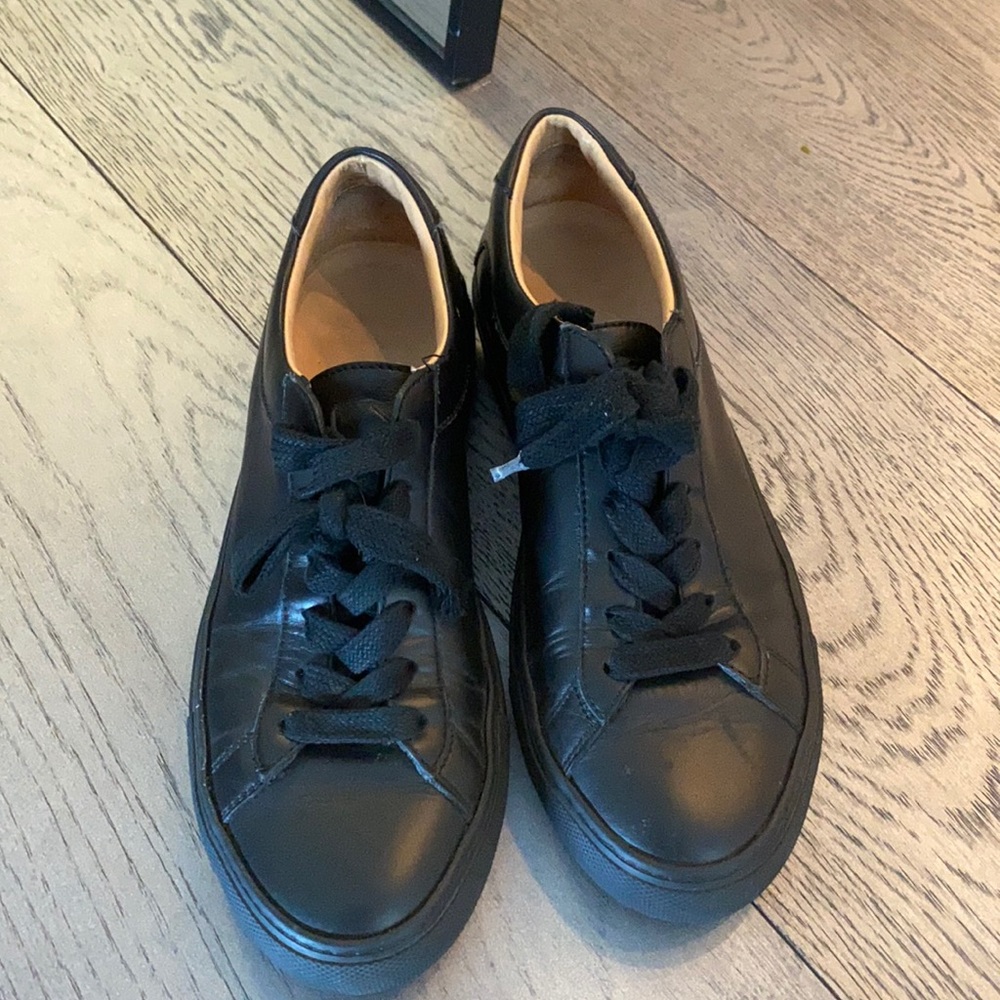 Koio sneakers size 37